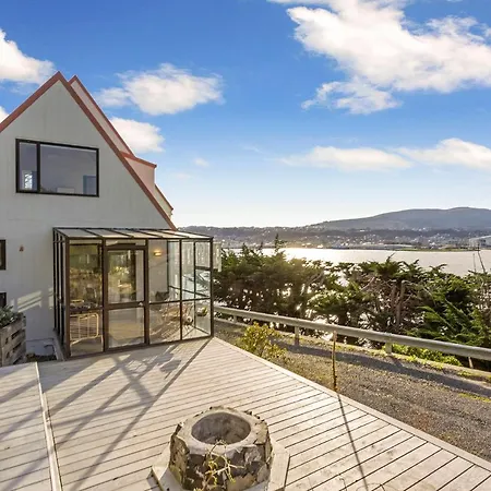 Harbour Views Villa Dunedin Exterior photo
