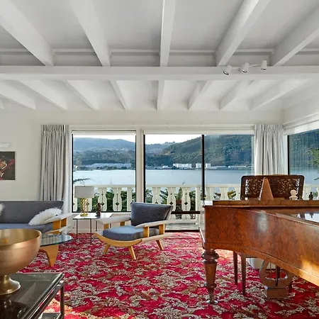 Harbour Views Villa Dunedin Exterior photo